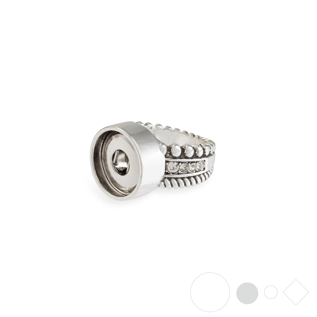 Antique silver ring with roped edges and crystals