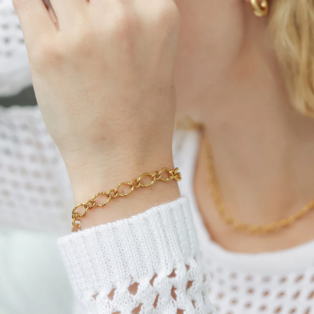 Hammered Oval Bracelet