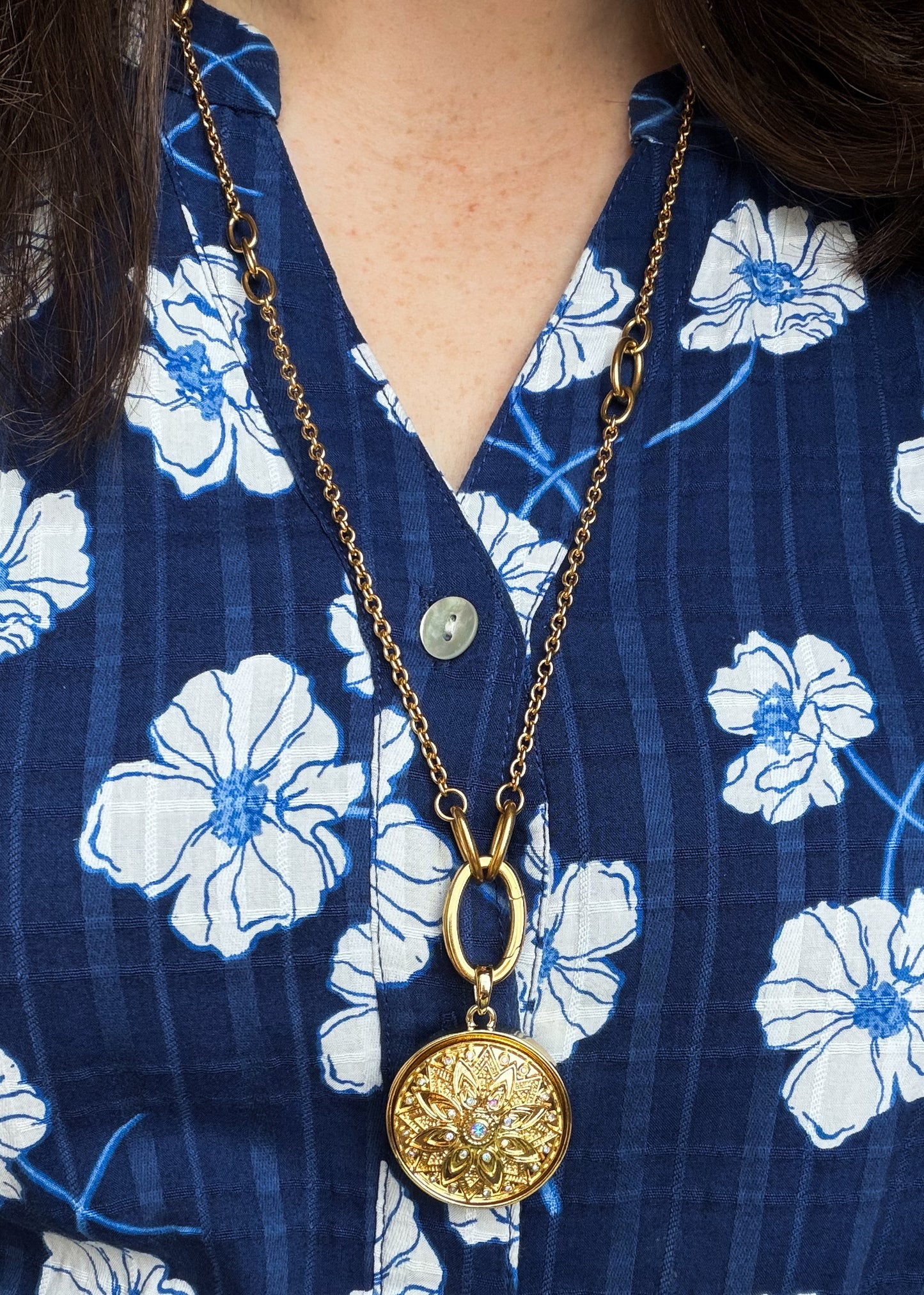 Hoops & Horizons (Gold)