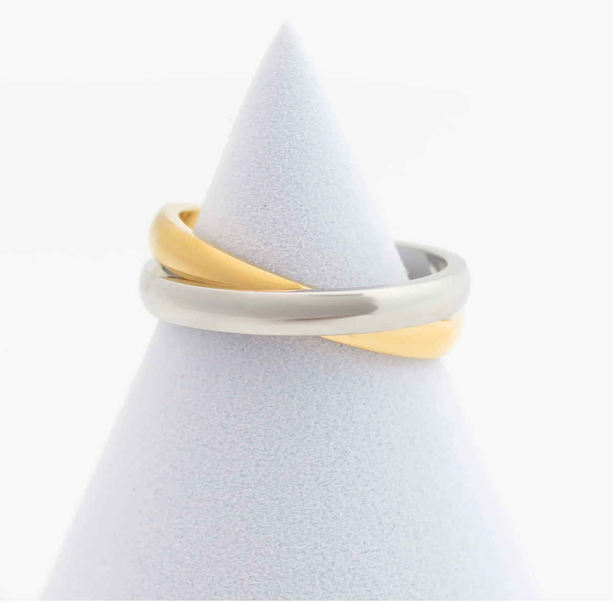 Intertwined Ring