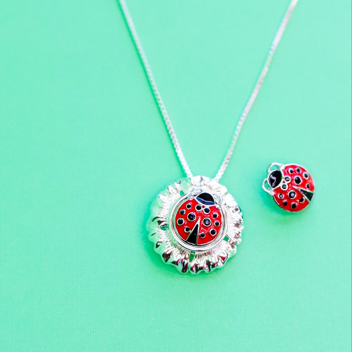 Ladybug Original Dot
