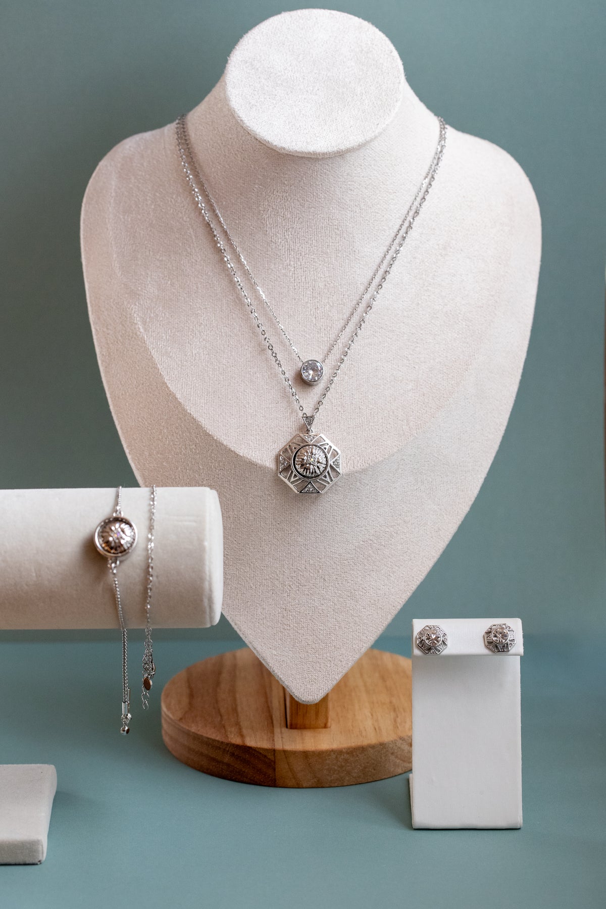 Lotus Medallion Original - Silver