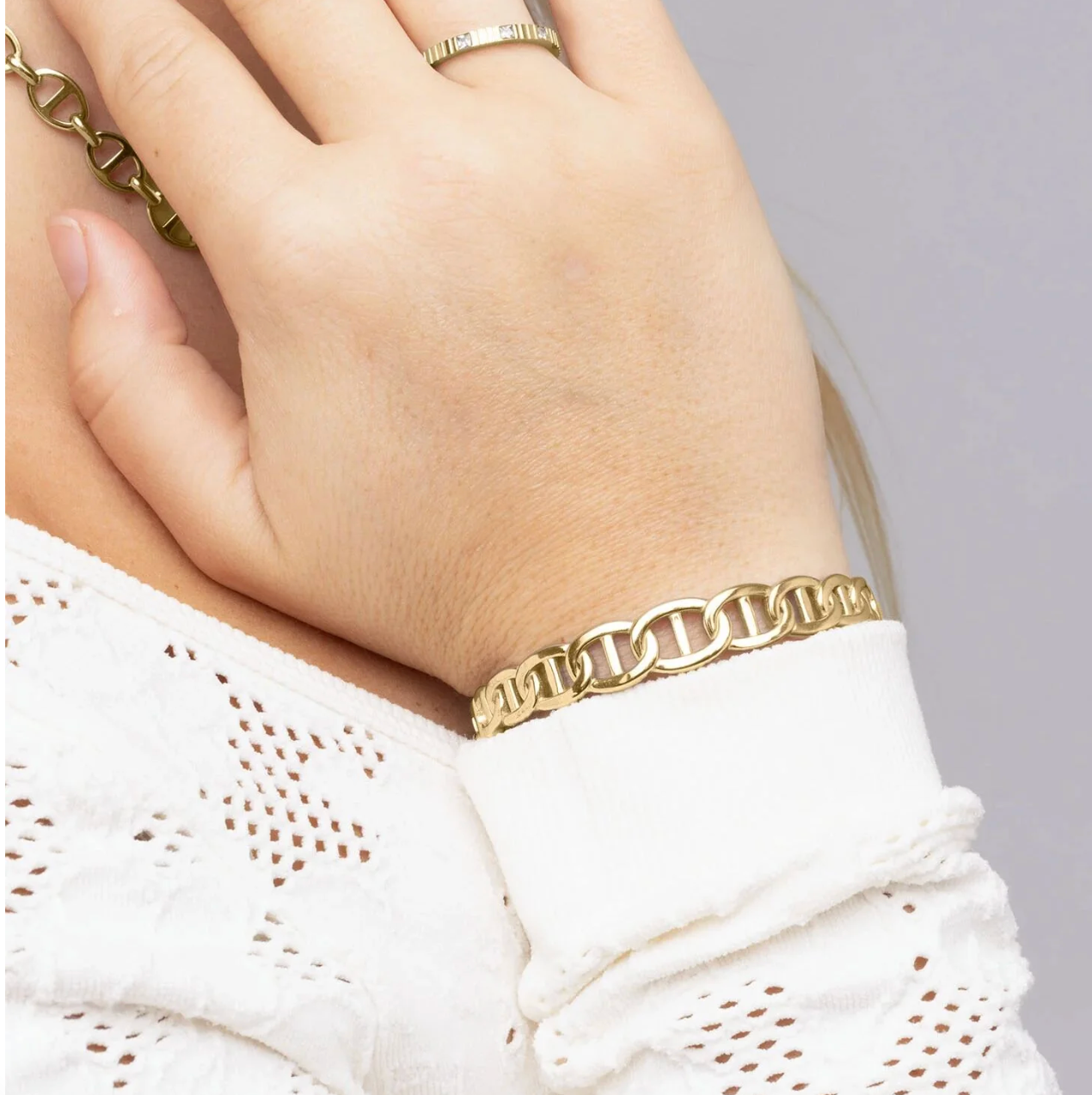 Arlo Bangle Bracelet - Gold