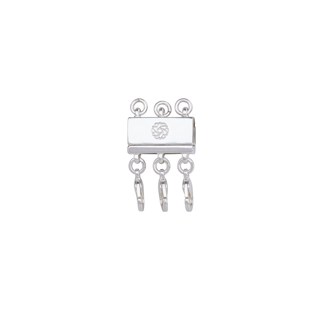 Silver magnetic trio clasp with accessories for necklaces