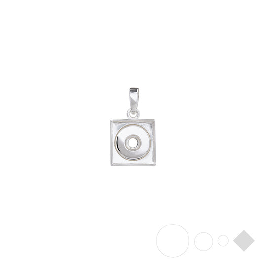 Silver square pendant for interchangeable snap jewelry by Style Dots.